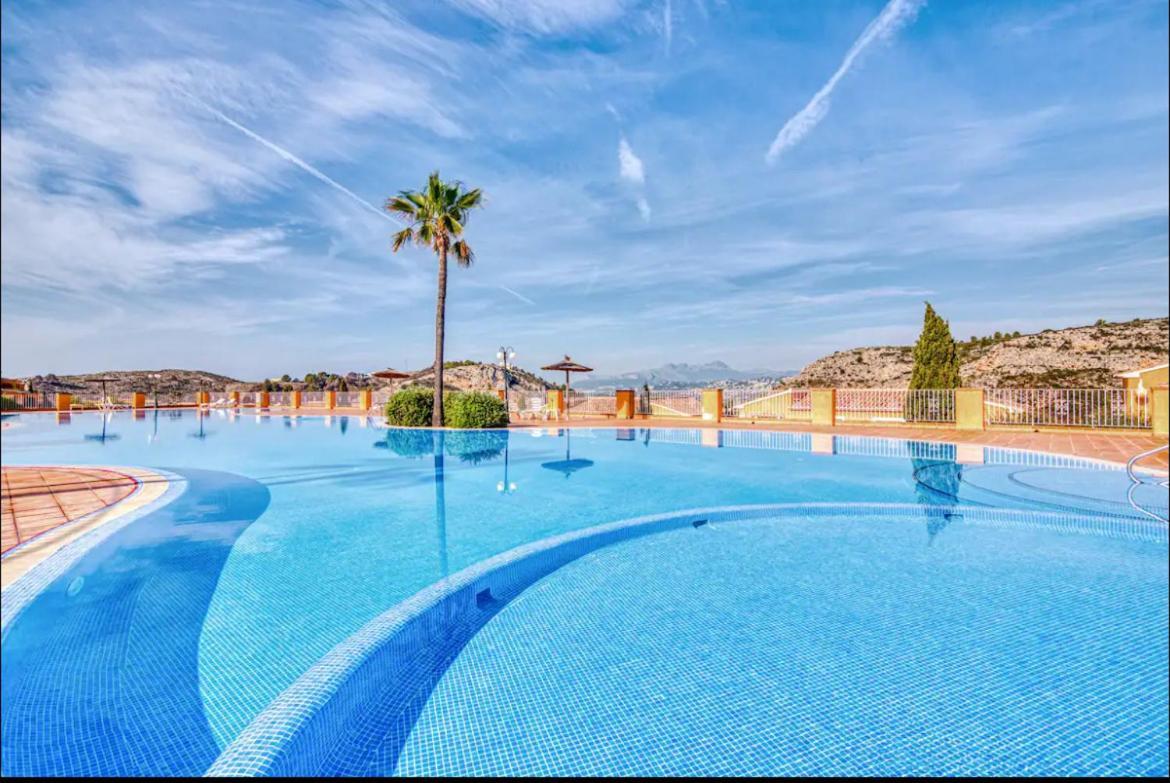 Palmeras Home Moraira Бенитачел Екстериор снимка
